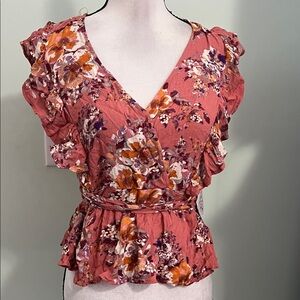 Gypsies & Moondust Top Size M NWT Floral Ruffle Sleeve Wrap Top Needs Iron